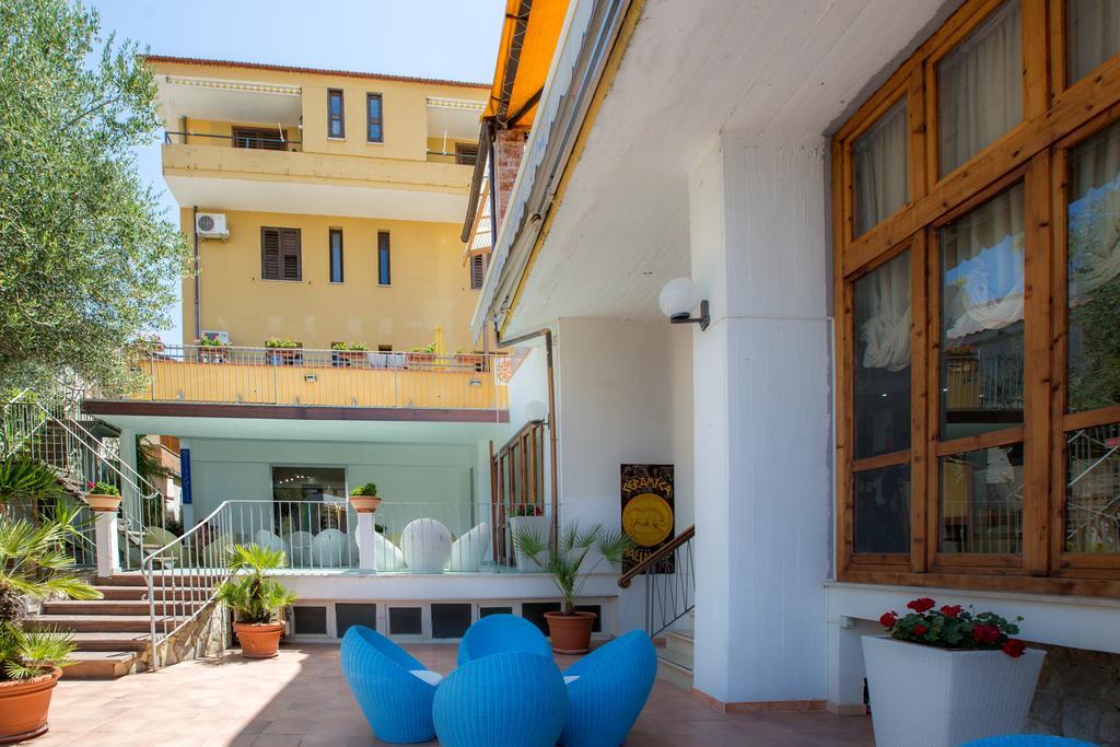 Residence Hotel Eden Palinuro Exterior photo